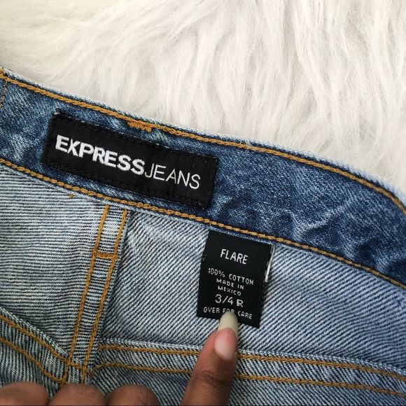 Express jeans flare jeans , size 3/4. - Picture 4 of 5